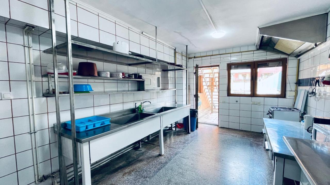 Pensiunea Luminita Buşteni Buitenkant foto