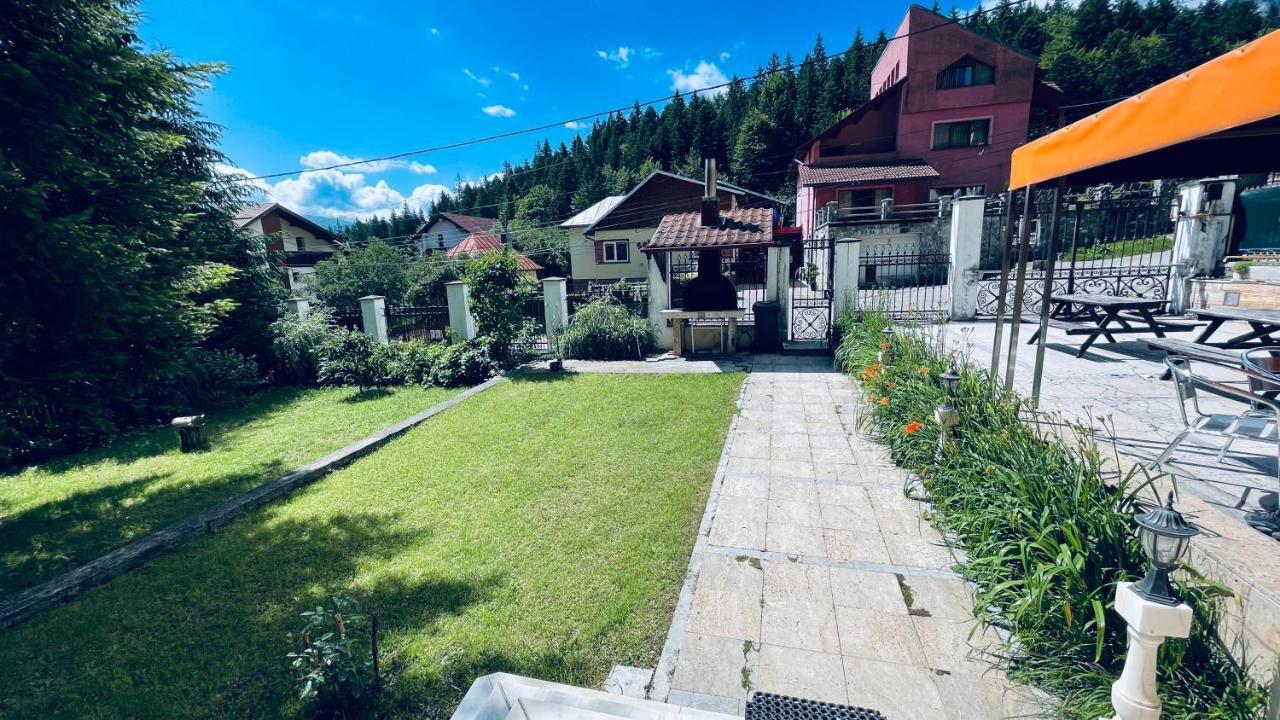 Pensiunea Luminita Buşteni Buitenkant foto